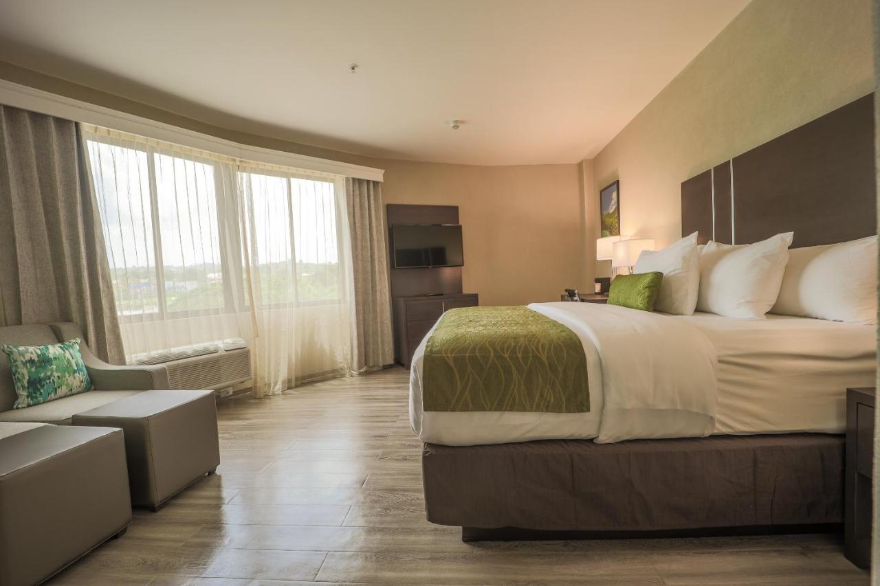 Comfort Inn & Suites Tobago Signal Hill Экстерьер фото